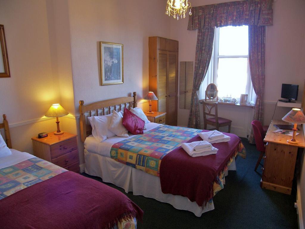 Bed and Breakfast Ardleigh House Эдинбург Номер фото