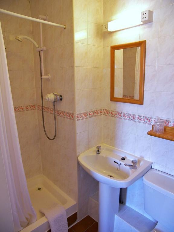Bed and Breakfast Ardleigh House Эдинбург Номер фото